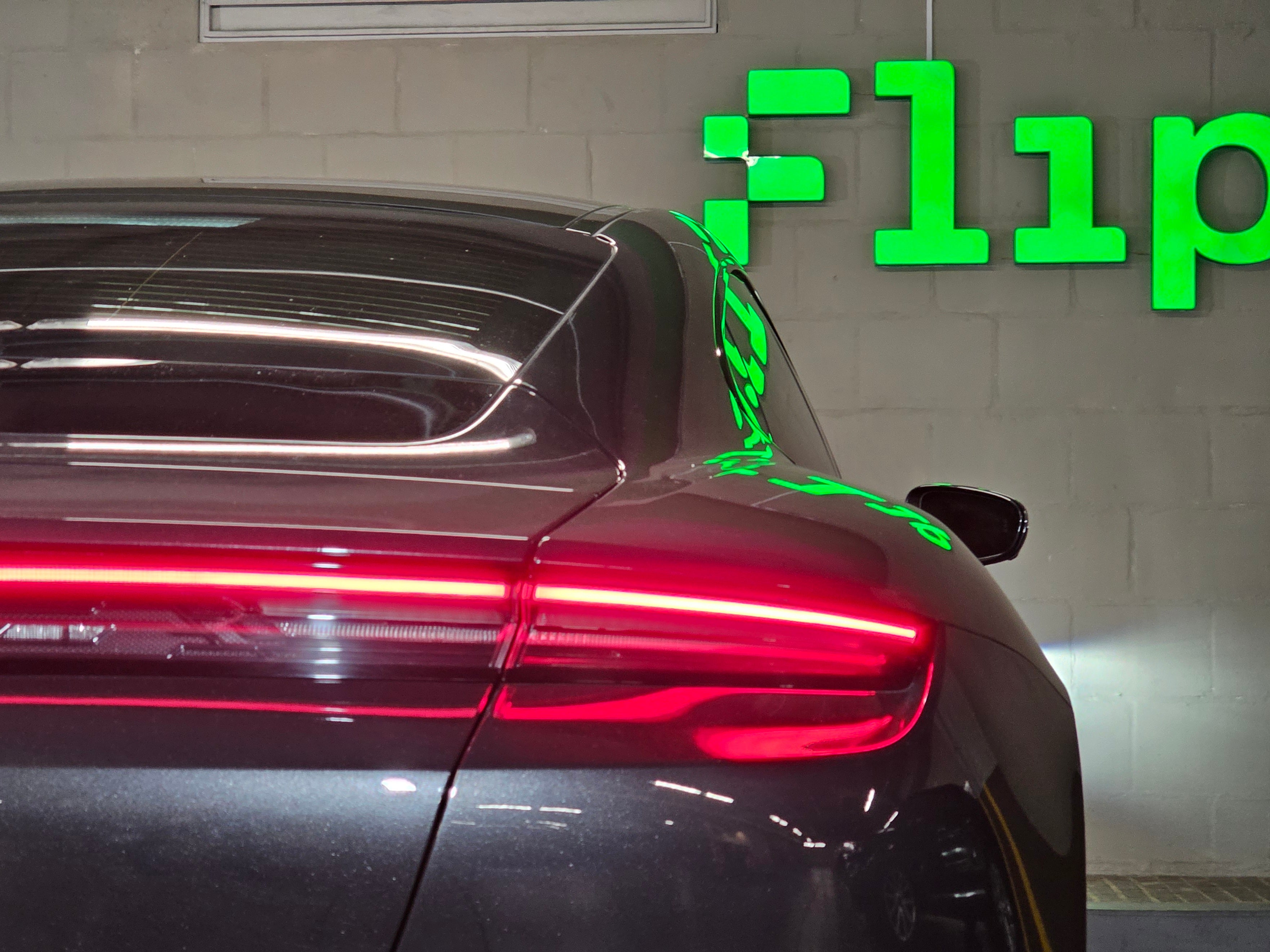 Porsche Taycan 4S 2025 - detalle