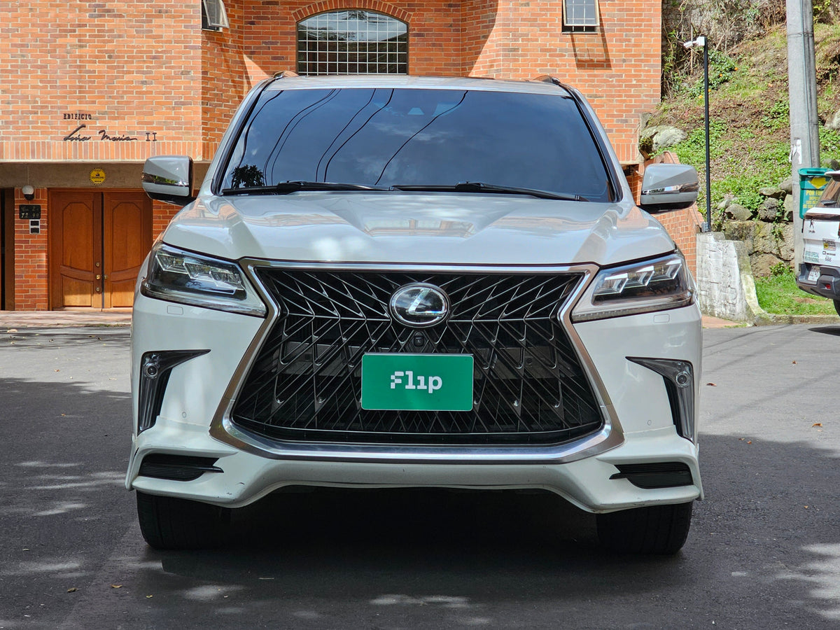 Lexus LX 570 5.7 2016