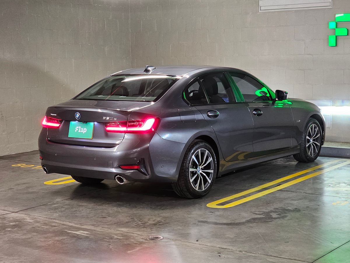BMW 330e 2022