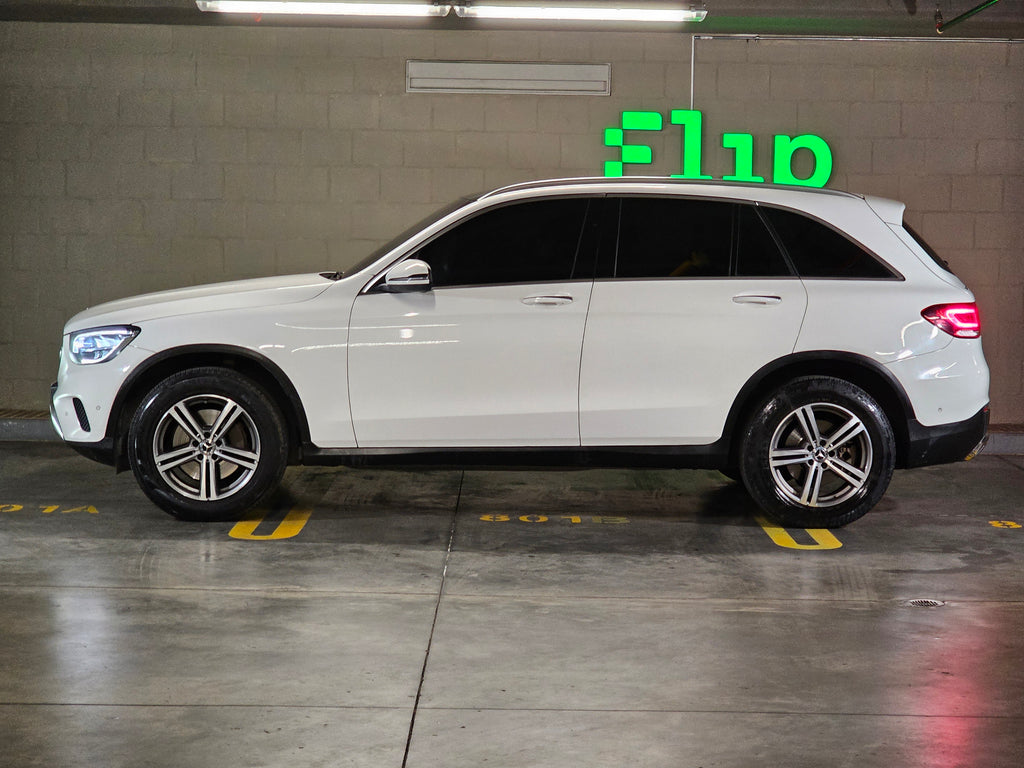 Mercedes-Benz GLC 300 4MATIC 2021