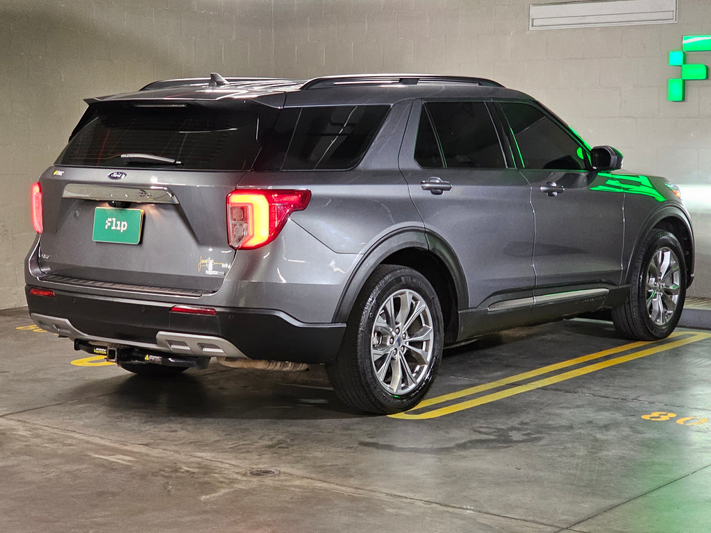 Ford Explorer XLT 2022