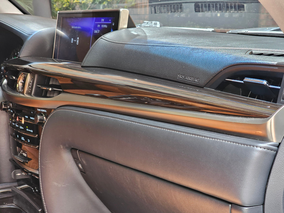 Lexus LX 570 5.7 2016