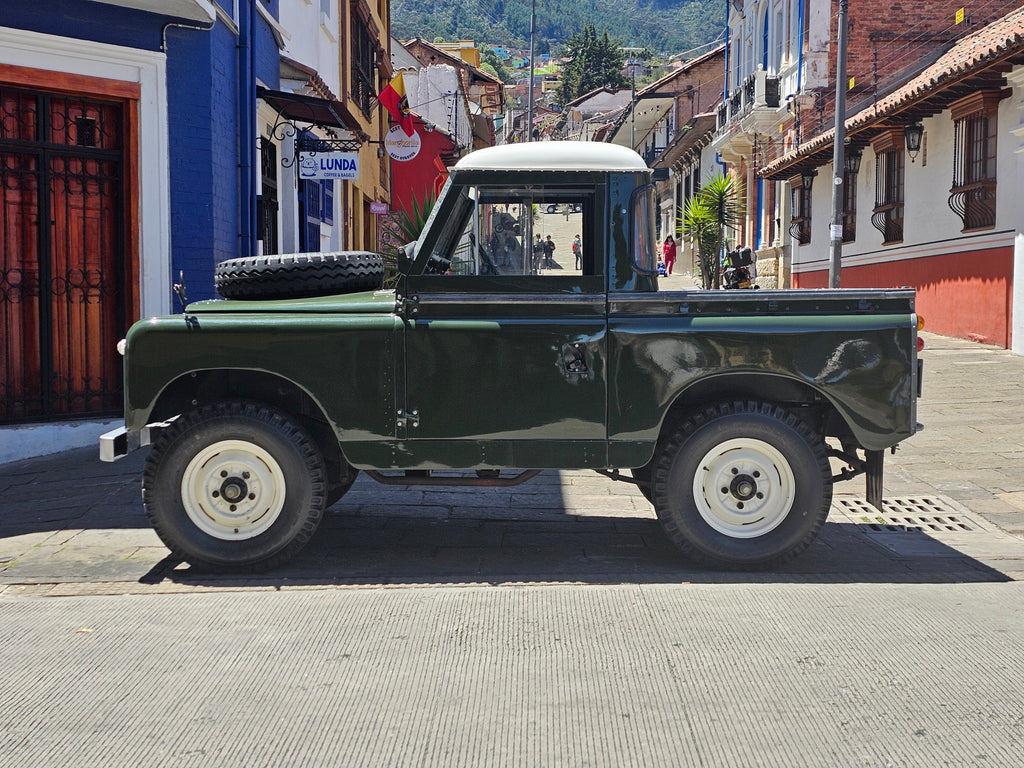 Land Rover  Santana 1969