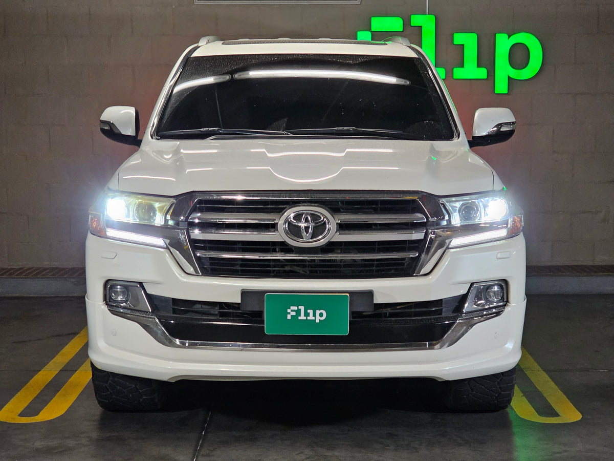 Toyota Land Cruiser V8 2018