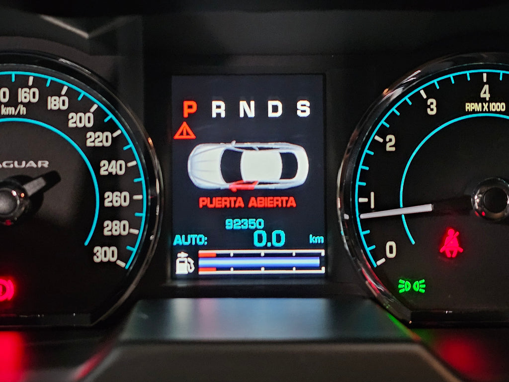 Jaguar XF 2.0 2015 - Grupo Flip