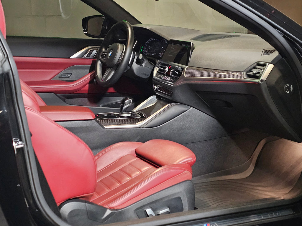 BMW M440i - interior