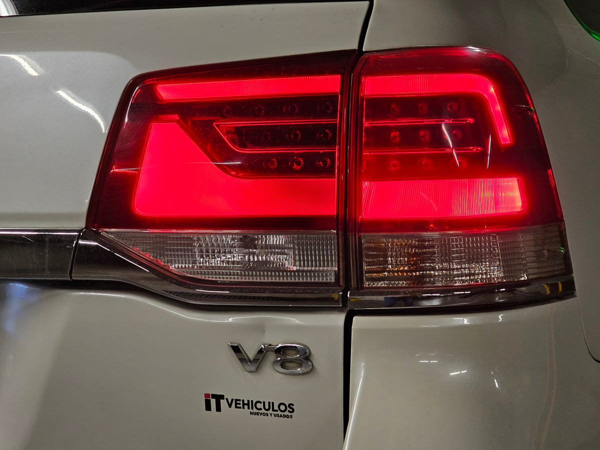 Toyota Land Cruiser V8 2018