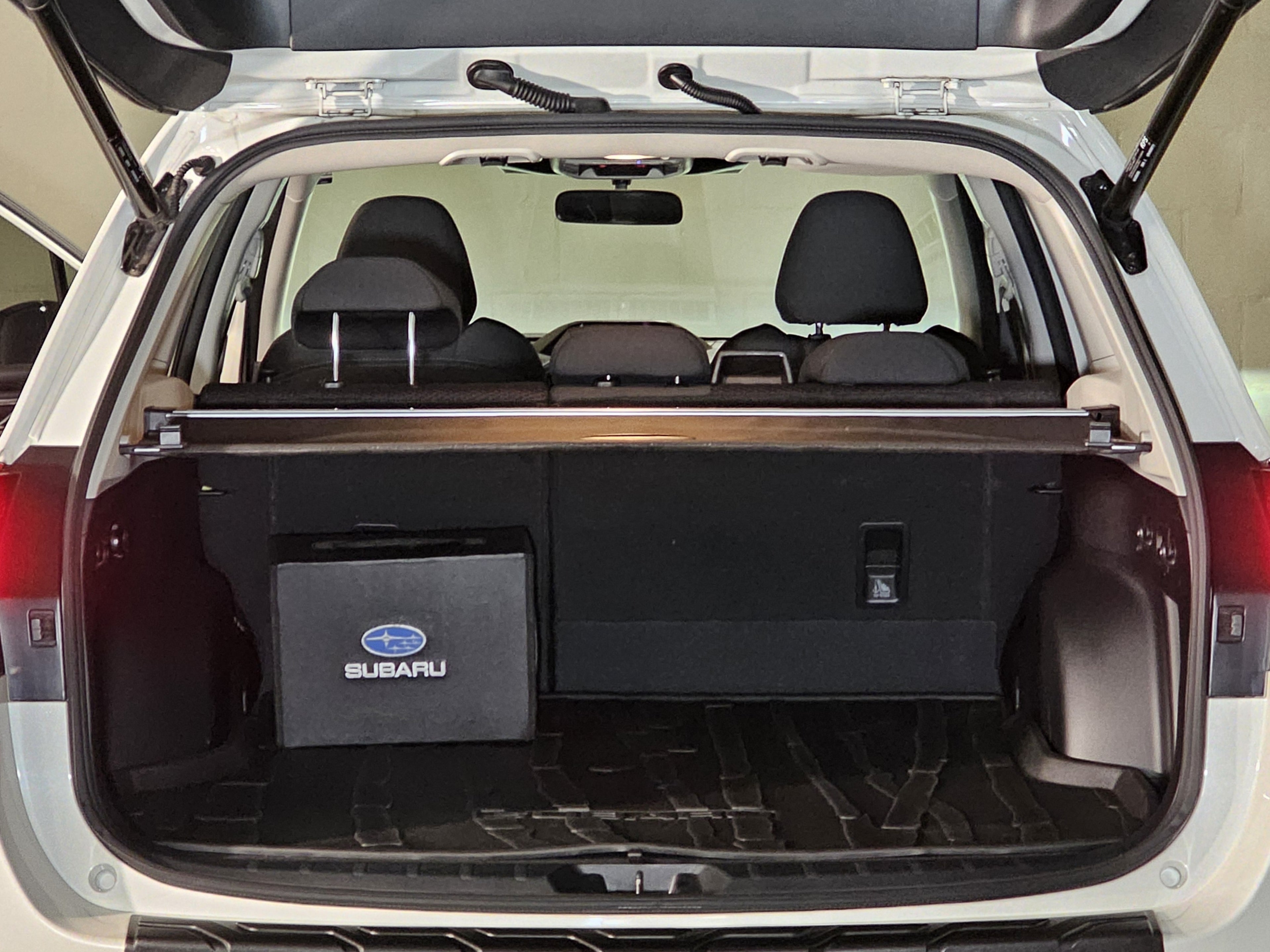 Subaru Forester 2.0i-l Es Cvt